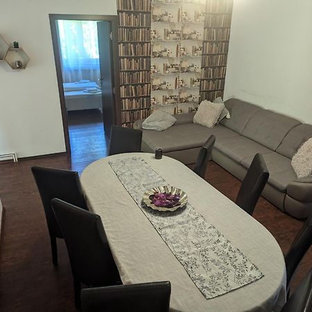 Willa Casa Alex Văliug Zewnętrze zdjęcie
